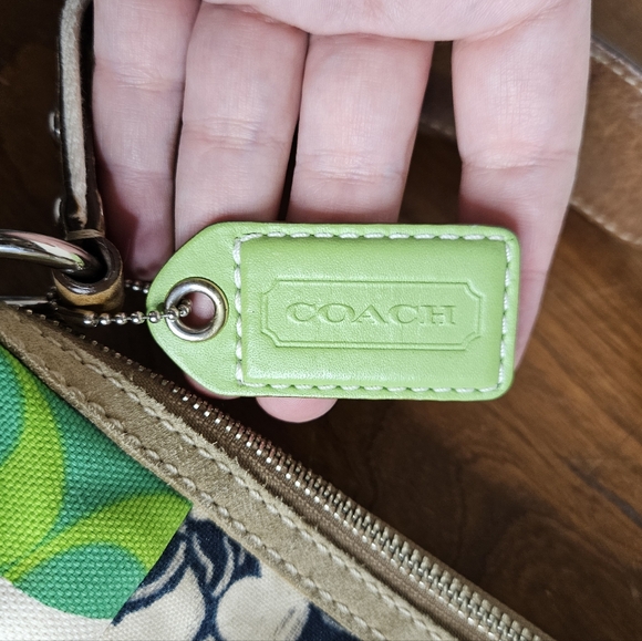 Limited Edition Coach Hampton Patchwork Y2K Small Bag - Picture 5 of 9